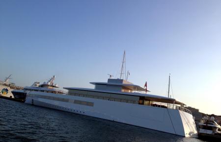 Superyacht Aus Katar Ankert In Palma